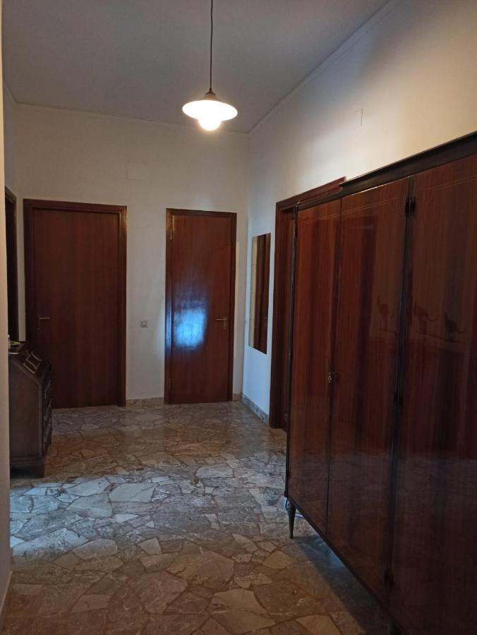 Casa Vacanze Giulia A Careggi Wi-Fi Apartment Florence Exterior photo